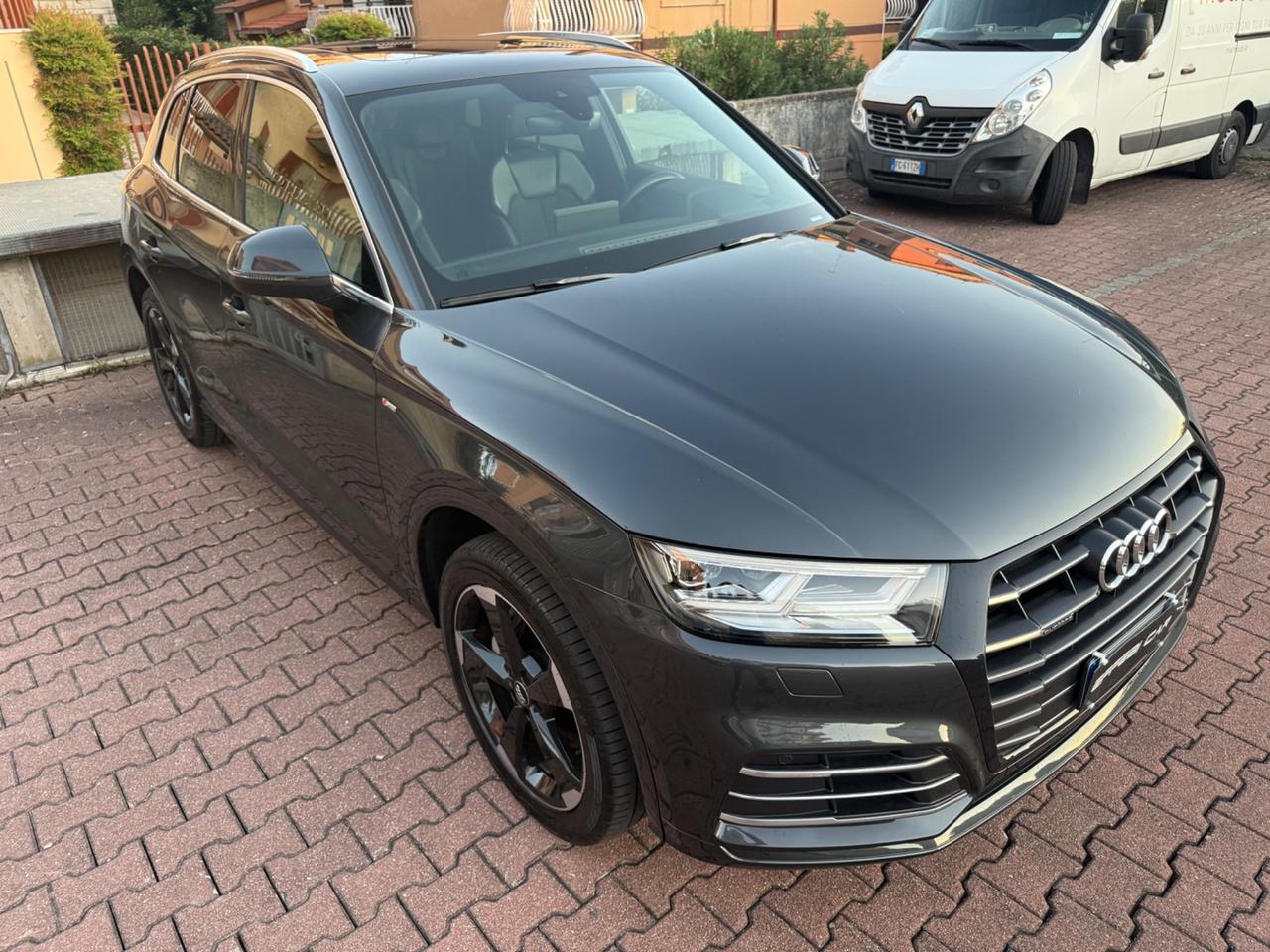 Audi Q5 55 TFSI e quattro S tronic line plus