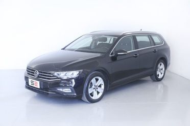 VOLKSWAGEN Passat Variant 2.0 TDI SCR EVO DSG Business Fari LED