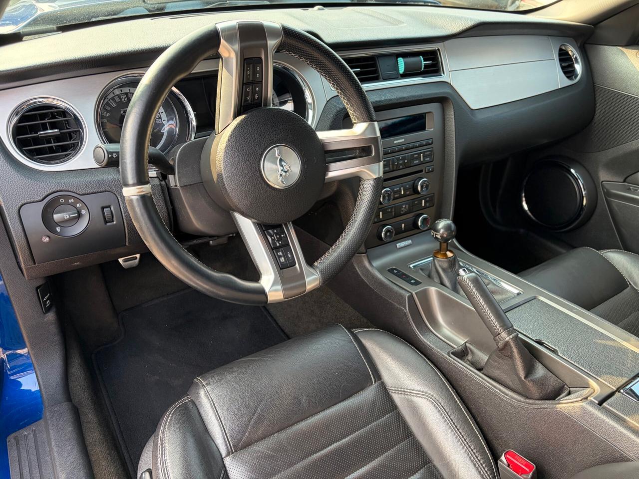 Ford Mustang 5.0 GT Manuale