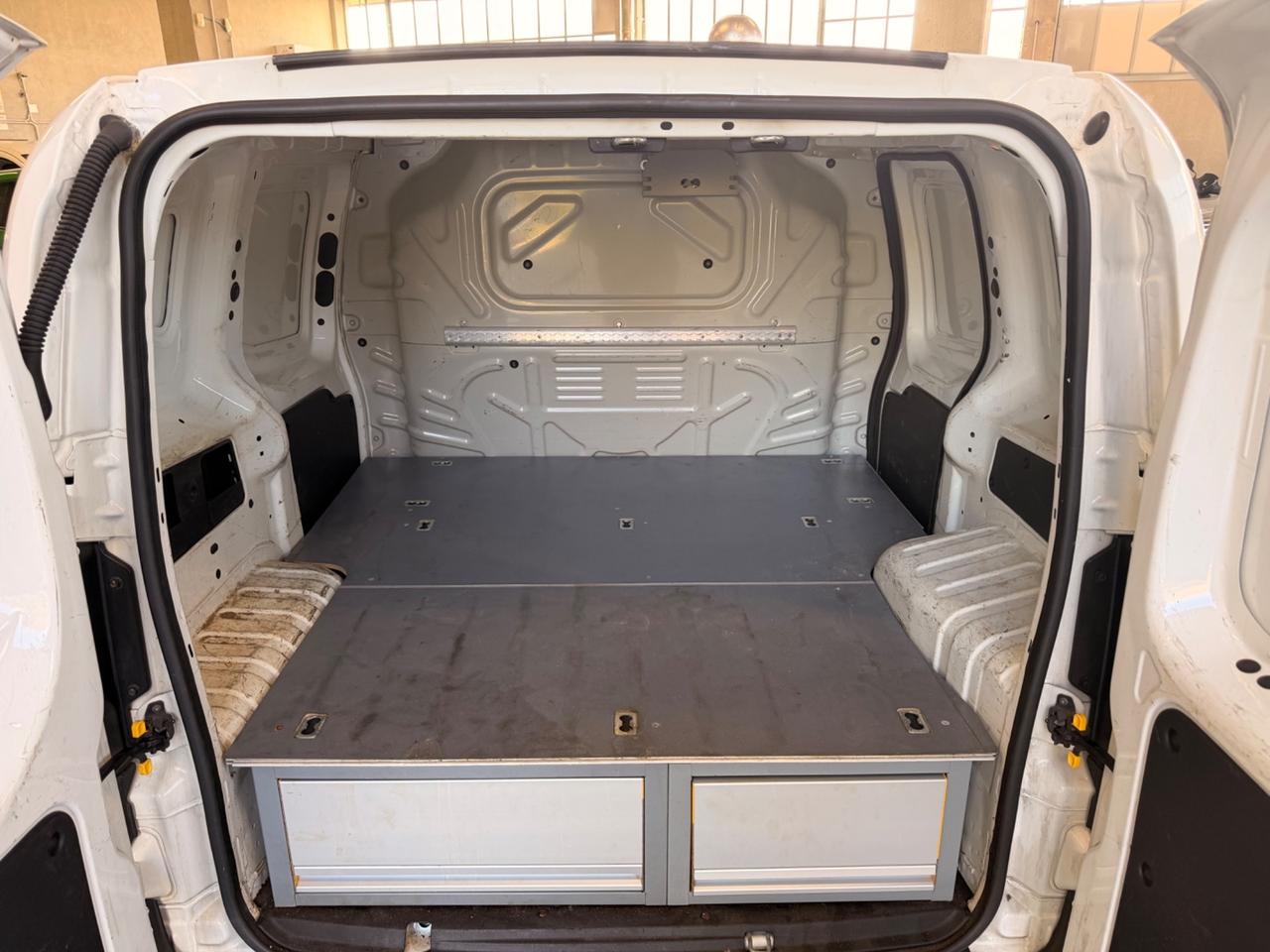 Fiat Fiorino 1.3 MJT 95CV Cargo Adventure IVA ESPOSTA