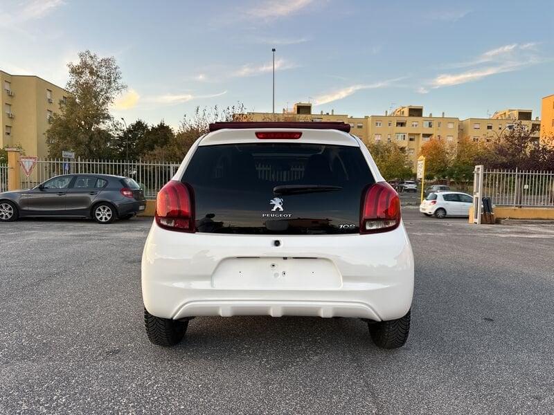 Peugeot 108 PureTech 82 5 porte Allure