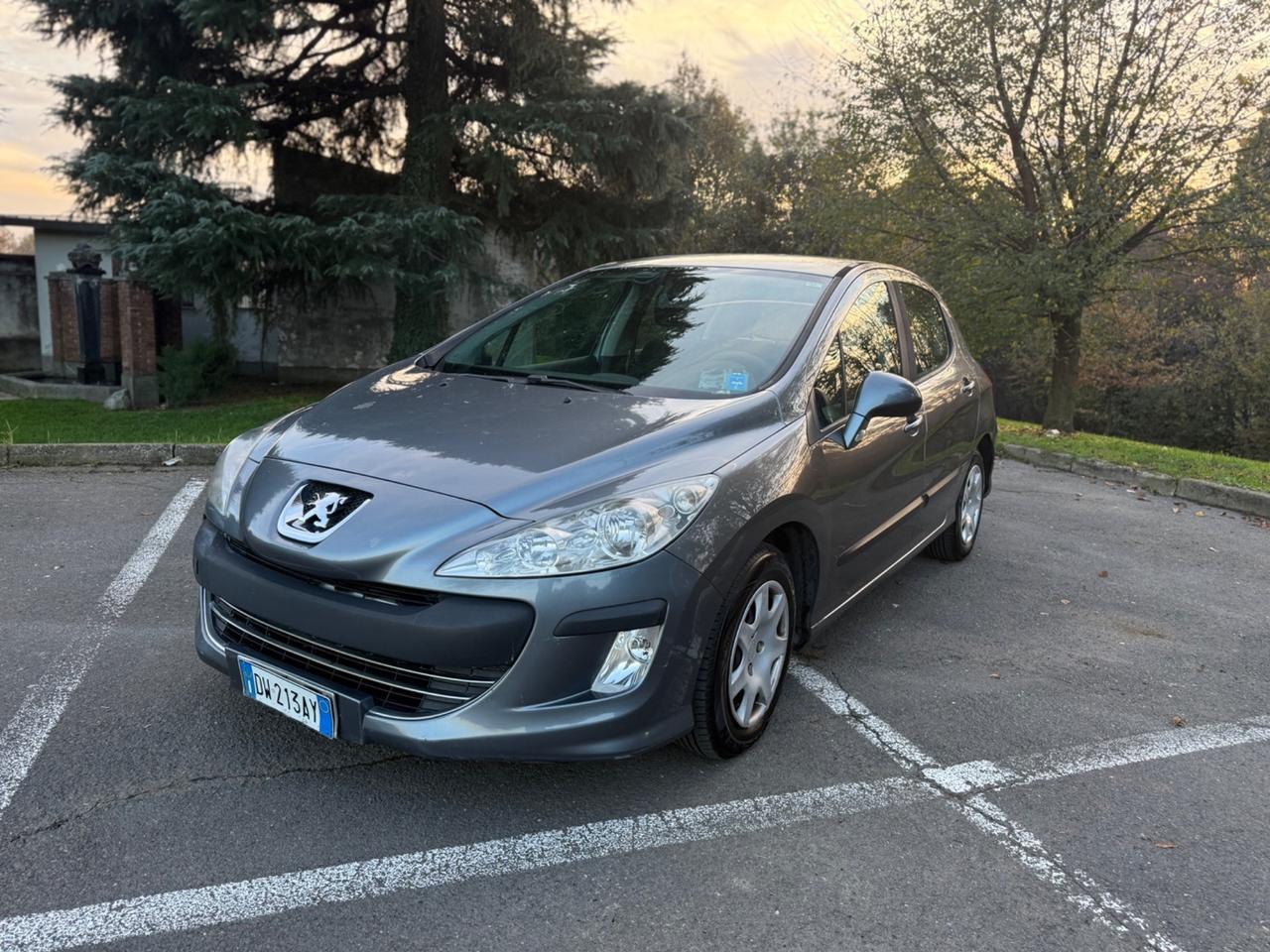 Peugeot 308 1.6 HDi 90CV FAP 5p. Premium