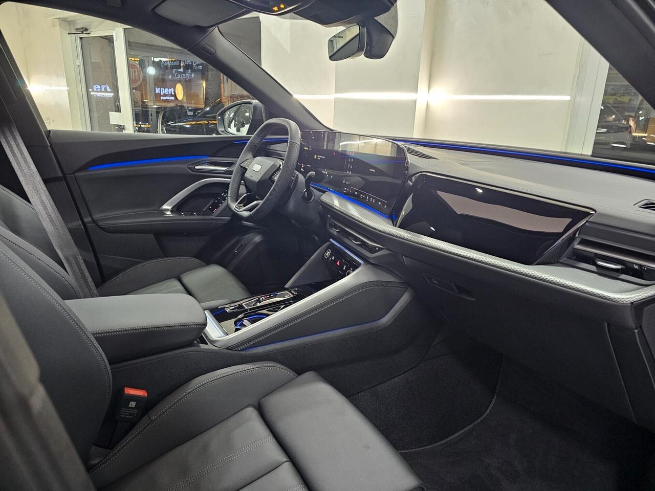 Nuova AUDI Q5 Sportback S line edition TDI quattro 150 kW 204CV S tronic Grigio Tambora metallizzato