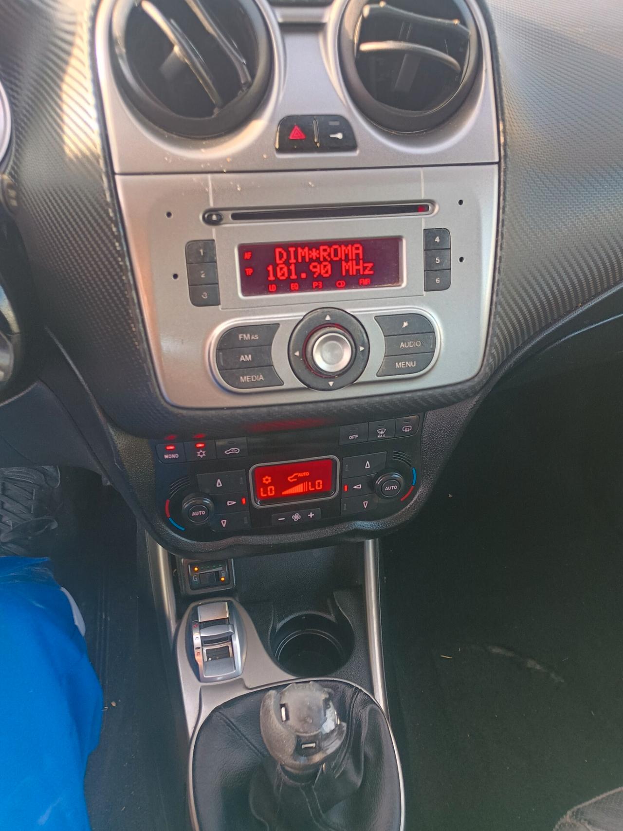 Alfa Romeo MiTo 1.4 T 120 CV GPL Distinctive