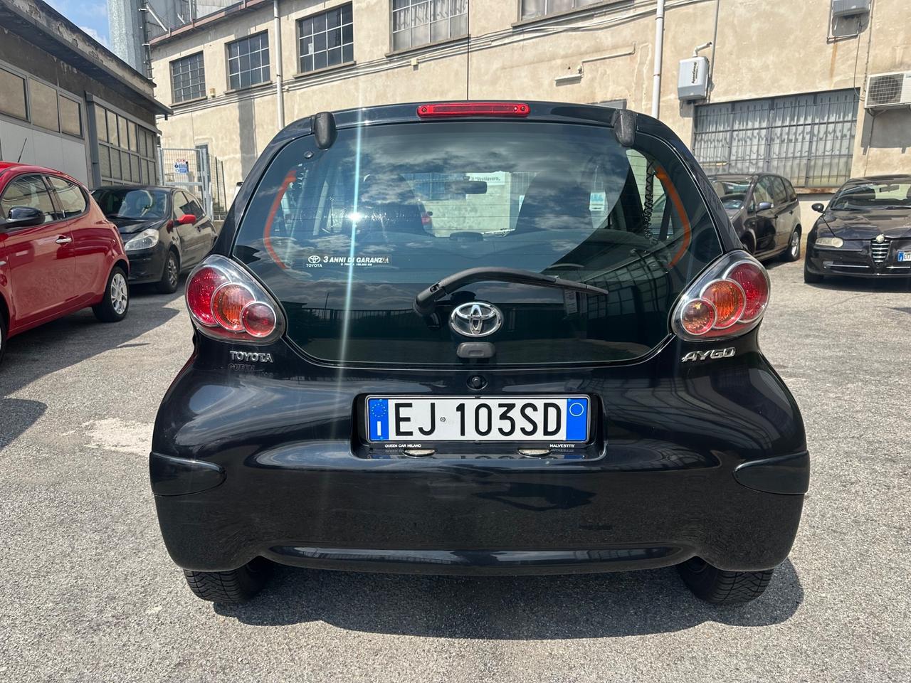 Toyota Aygo 1.0 12V 5 porte BENZINA - NAVI NEOPATENTATI