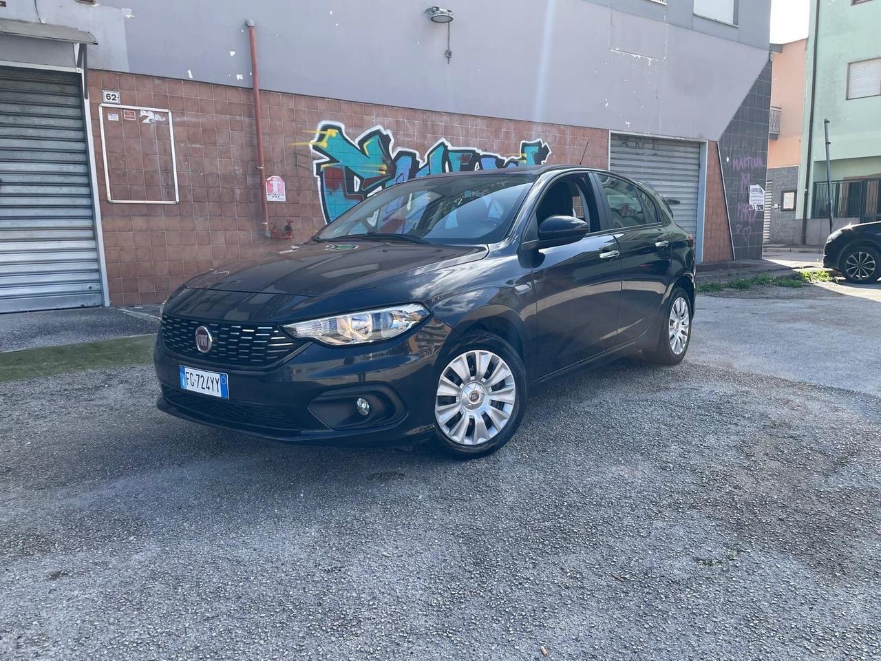 Fiat Tipo 1.3 Mjt 4 porte Lounge IN PERFETTE CONDIZIONI