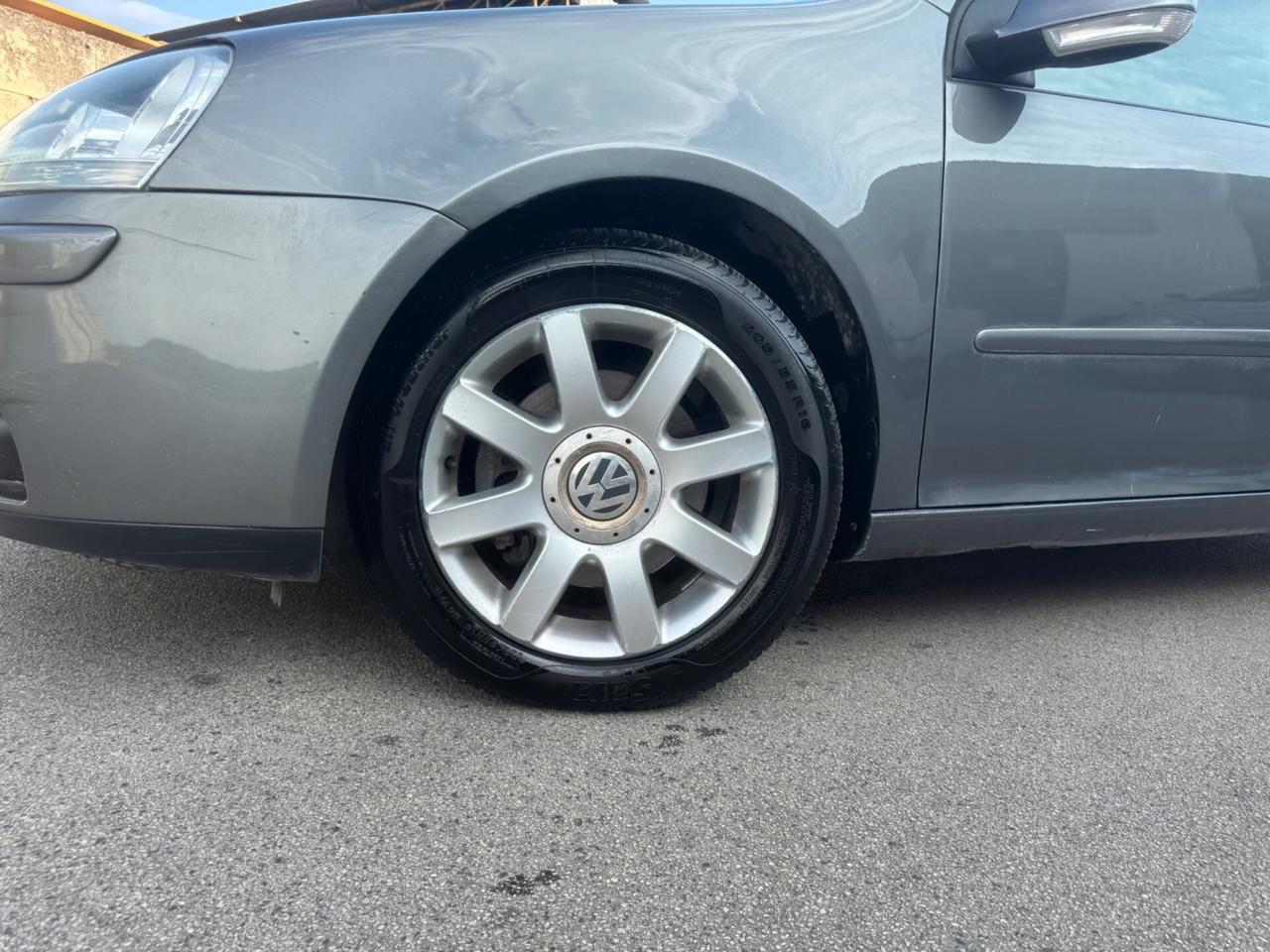 Volkswagen Golf 2.0 16V TDI 5p. Sportline