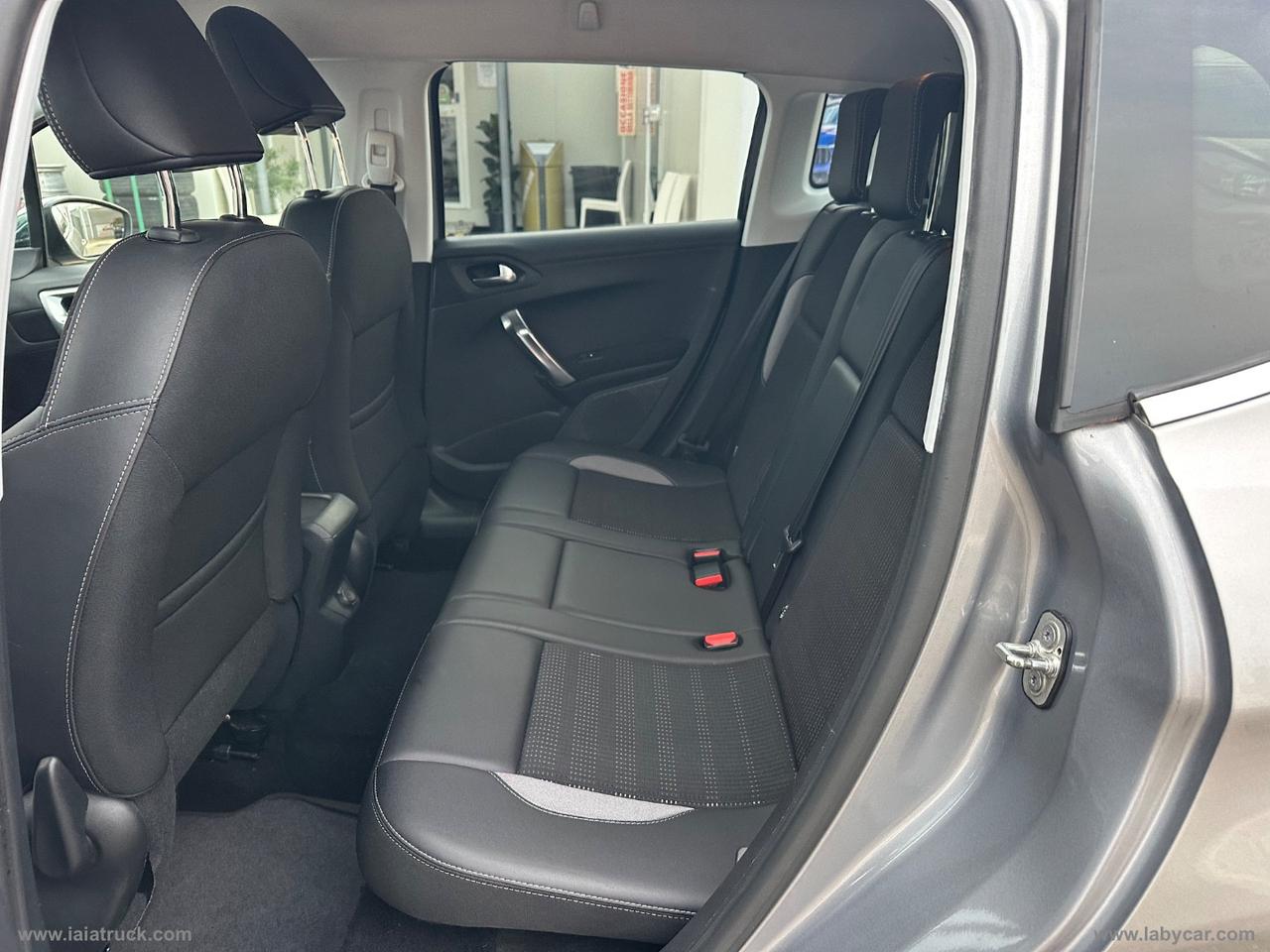 PEUGEOT 2008 BlueHDi 120 S&S GT Line