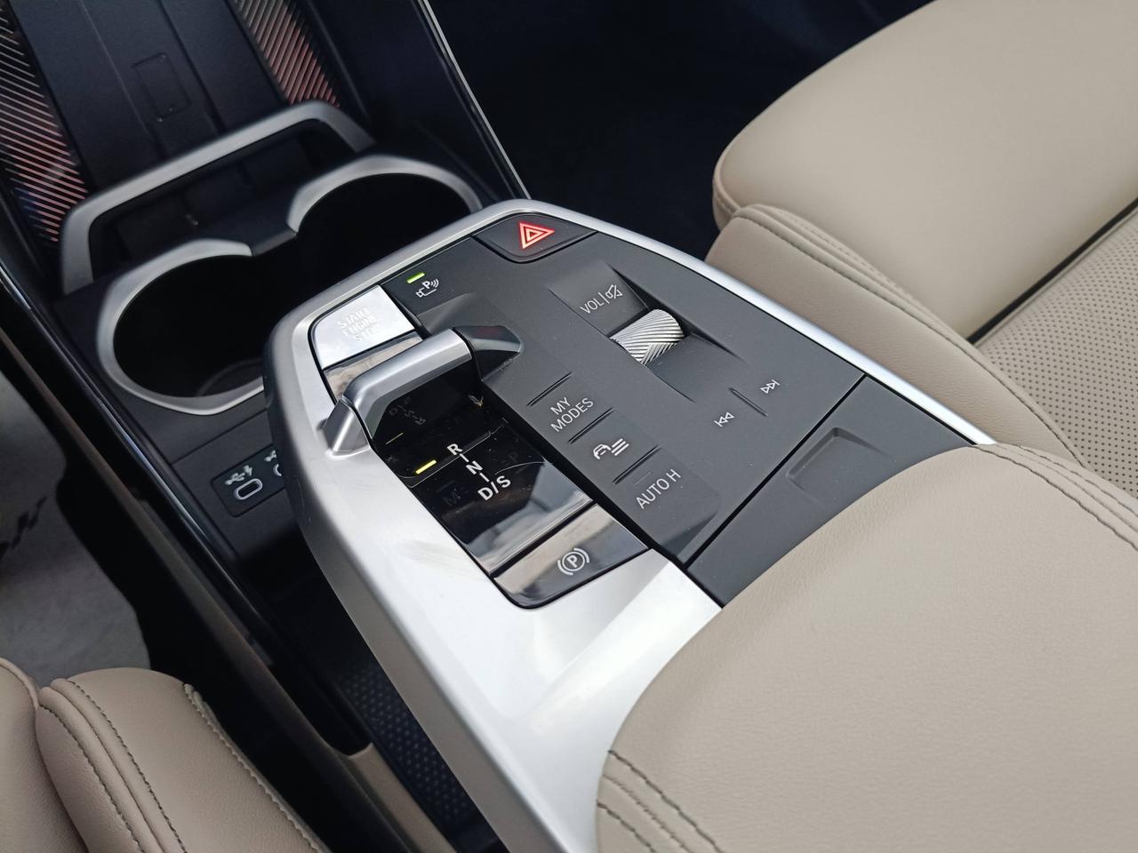 BMW X1 U11 - X1 sdrive18i X-Line auto