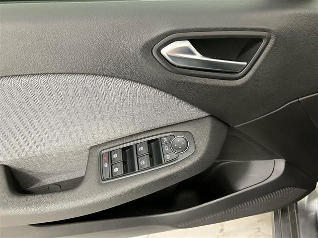 RENAULT Clio 1.6 E-Tech full hybrid Evolution 145cv