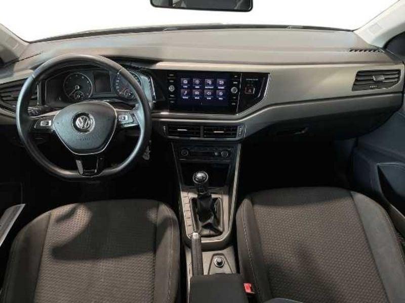 Volkswagen Polo VI 2017 5p 1.0 mpi Comfortline 75cv