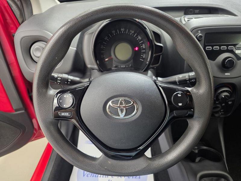 Toyota Aygo Aygo 5p 1.0 x-fun 72cv