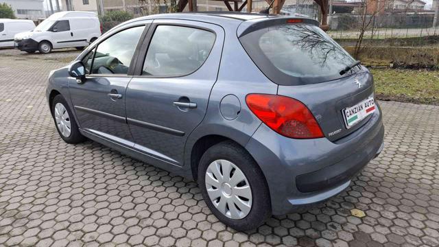 PEUGEOT 207 1.4 HDi 5p. XT ADATTO NEOPATENTATO