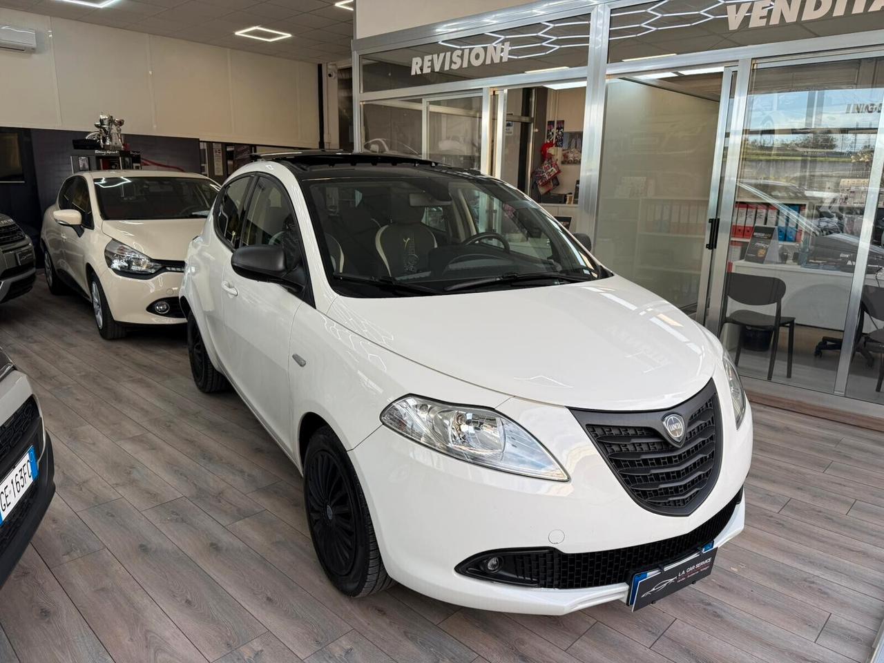 Lancia Ypsilon 1.2 69 CV GPL Tetto Apribile