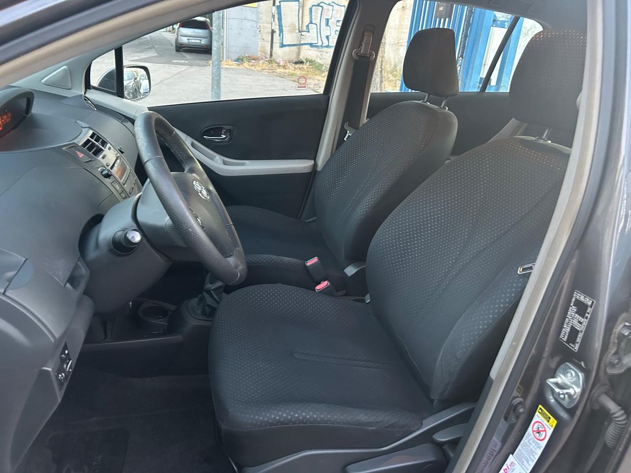 Toyota Yaris 1.3 benzina 2010