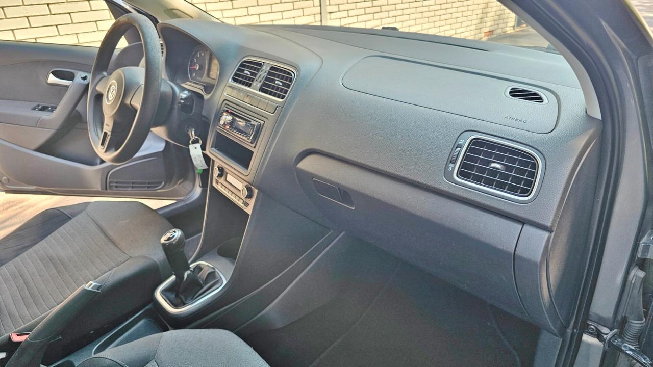 Volkswagen Polo 1.2 70 CV 5p. Comfortline --OK NEOPATENTATI--