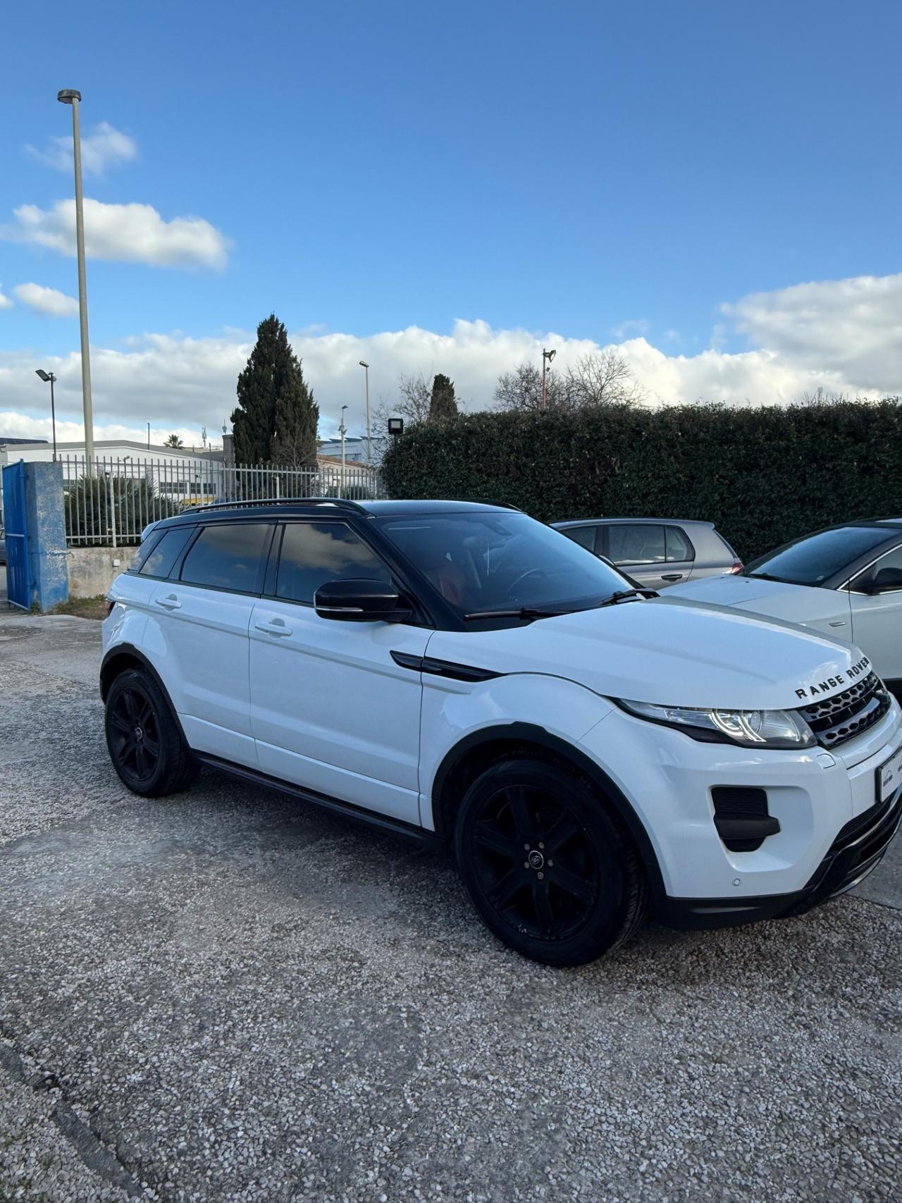 Land Rover Range Evoque 2.2 TD4 5p. Dynamic