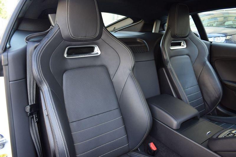 Jaguar F-Type 2.0 aut. Coupé R-Dynamic