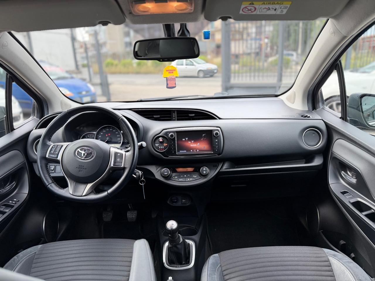 Toyota Yaris 1.0 5 porte Lounge COME NUOVA