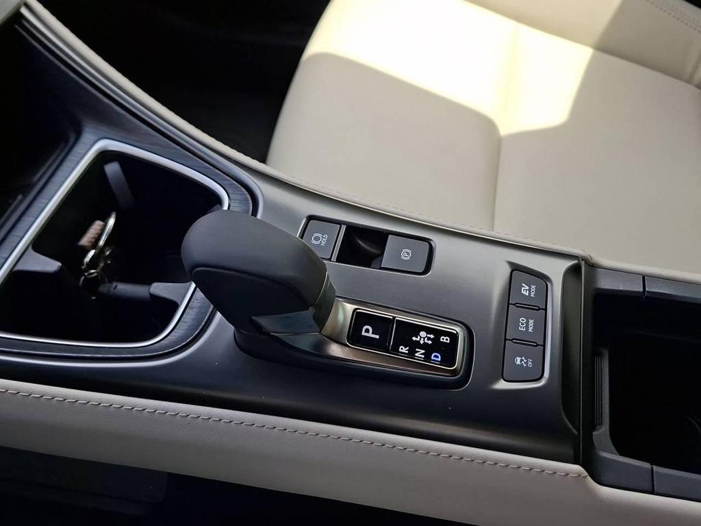 Lexus LBX 1.5 Hybrid Elegant 2WD