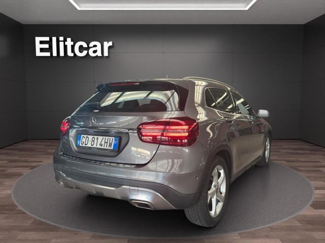 MERCEDES-BENZ GLA 180 Automatic Sport