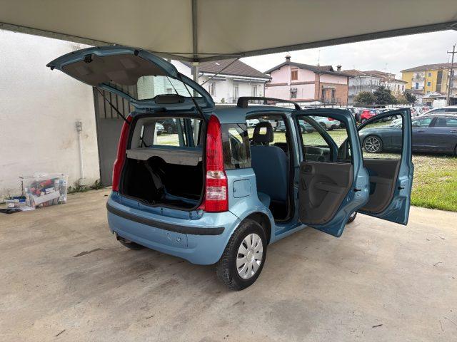 FIAT Panda 1.2 Emotion OK NEOPATENTATI POCHI CHILOMETRI