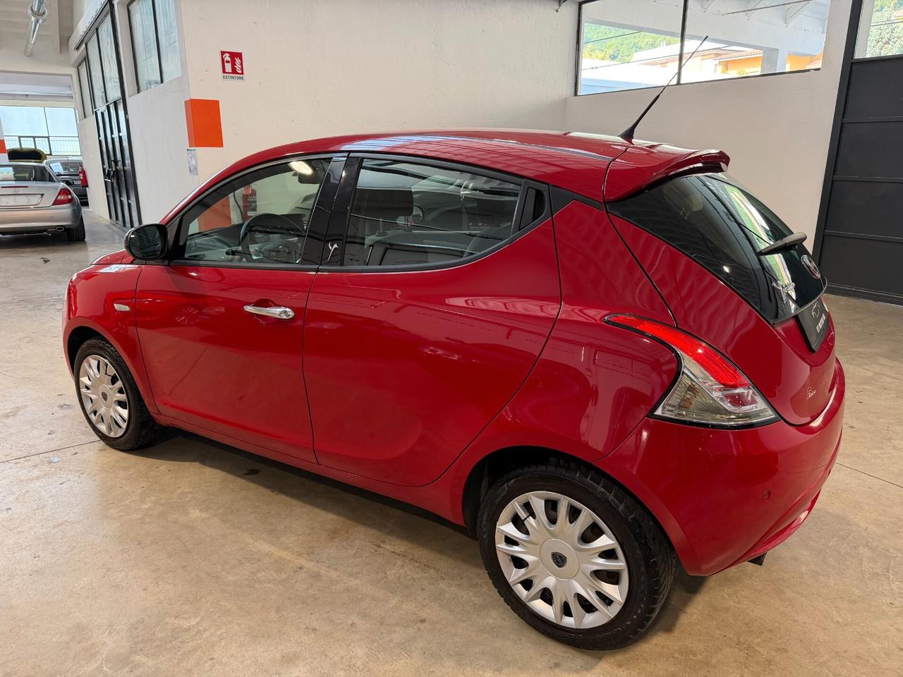 Lancia Ypsilon 1.2 Platinum UNICOPROPRIETARIO-NEOPATENTATI