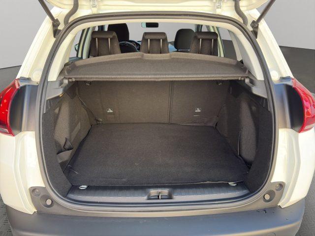 PEUGEOT 2008 1.2 82 cv active