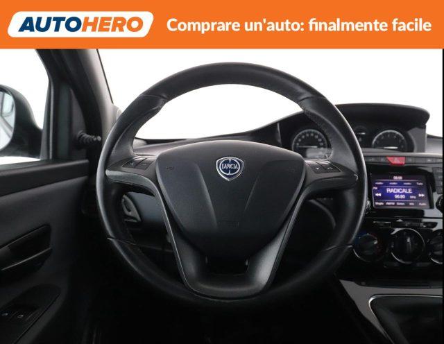 LANCIA Ypsilon 1.2 69 CV 5 porte Silver