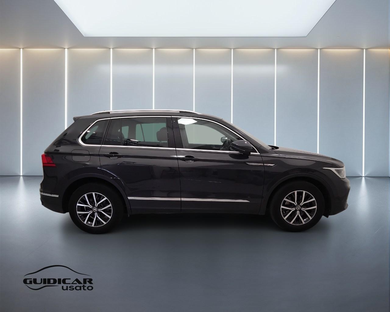 VOLKSWAGEN Tiguan II 2021 - Tiguan 2.0 tdi Life 122cv