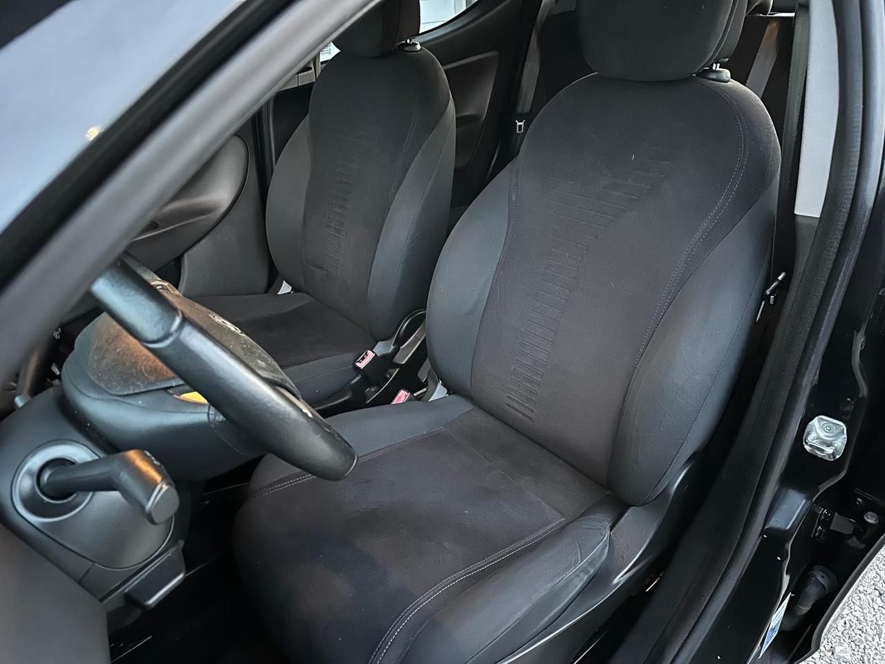 Lancia Ypsilon 1.2 69 CV 5 porte GPL Ecochic Gold