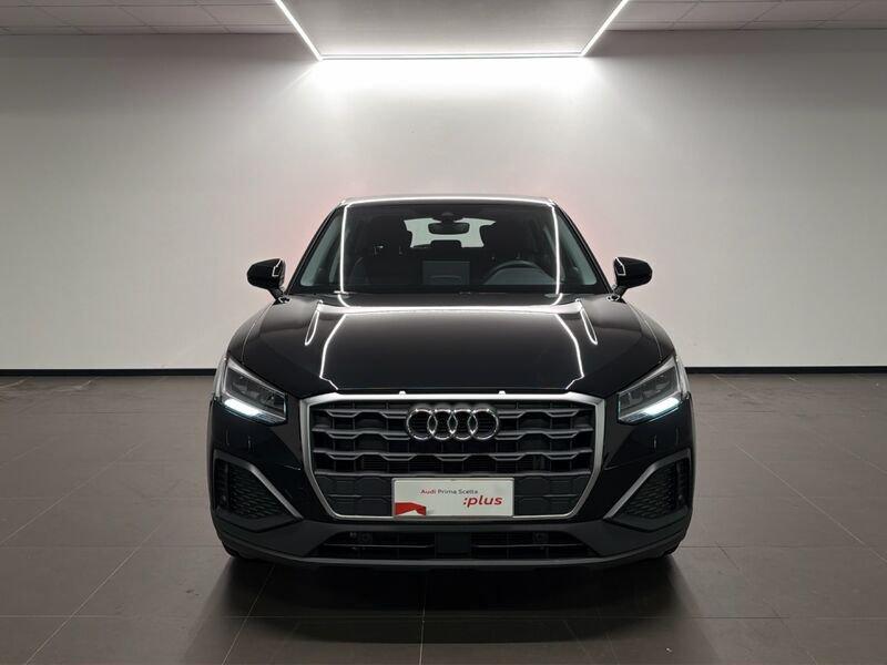 Audi Q2 Audi Business 30 TDI 85(116) kW(CV) 6-marce