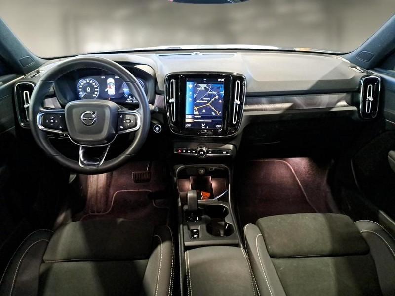 VOLVO XC40 T4 Recharge Plug-in auto Core