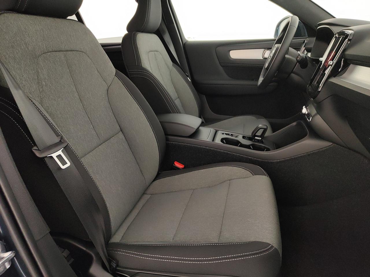 VOLVO XC40 2.0 b3 Core auto