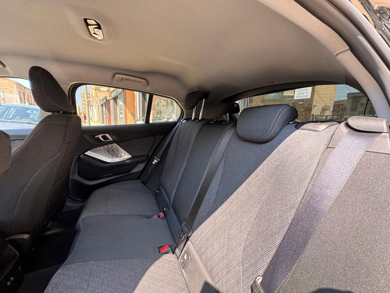 Bmw 118 118d MSport Design TUA DA 424 €