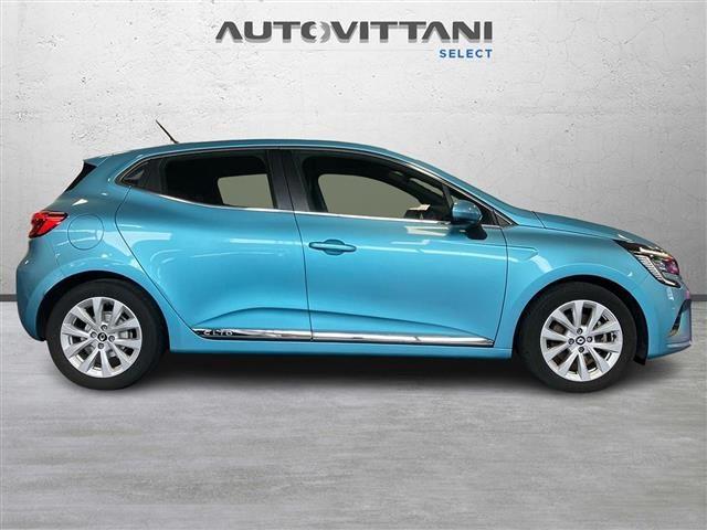 RENAULT Clio 1.6 E Tech hybrid Intens 140cv auto my21