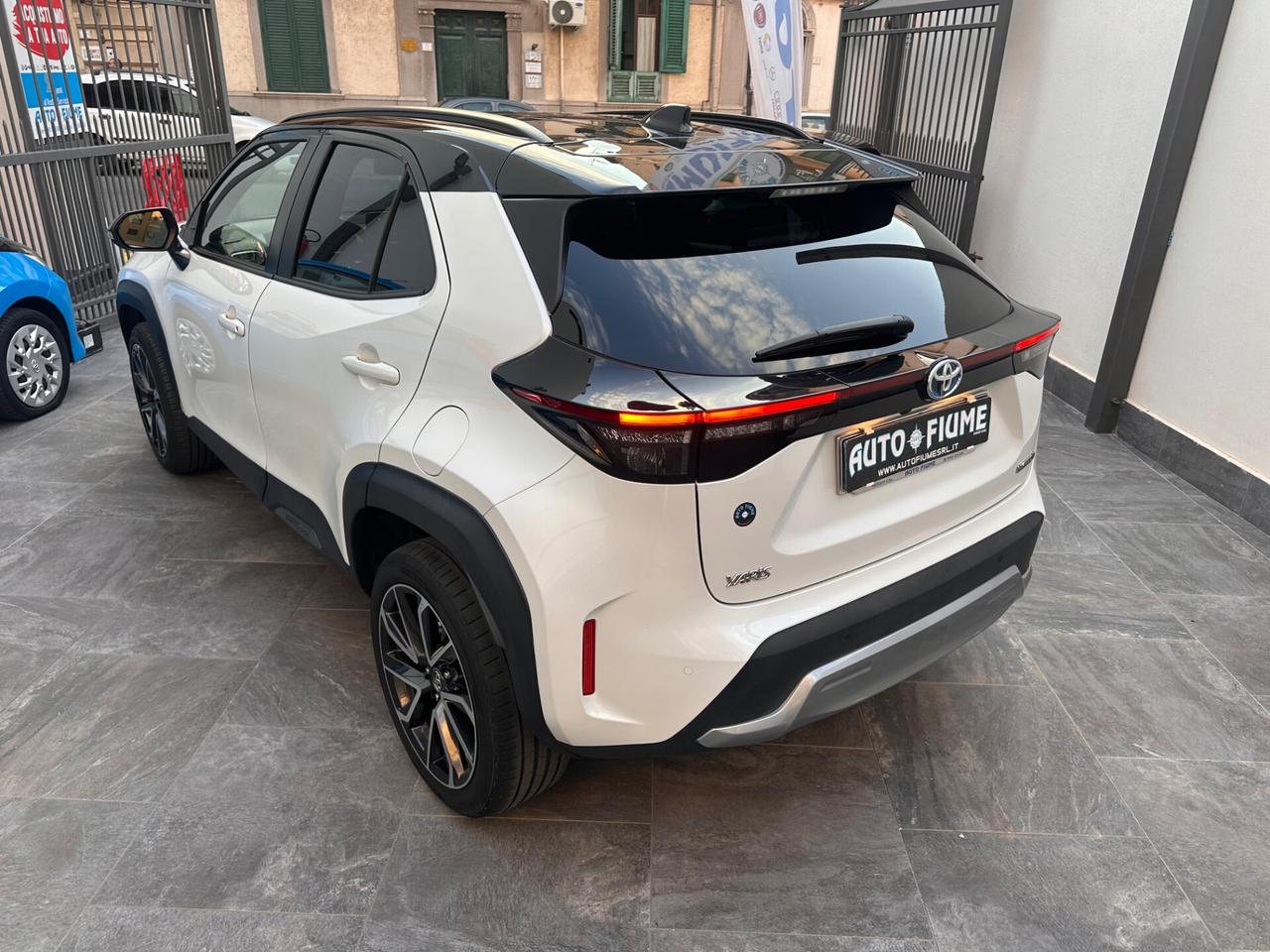 Toyota Yaris Cross 1.5 Hybrid 5p. E-CVT LOUNGE