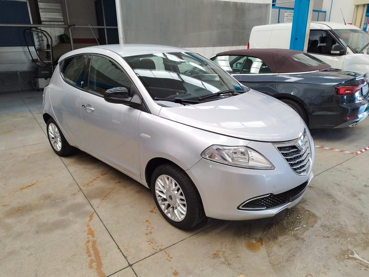 Lancia Ypsilon 1.2 69 CV 5 porte Elle