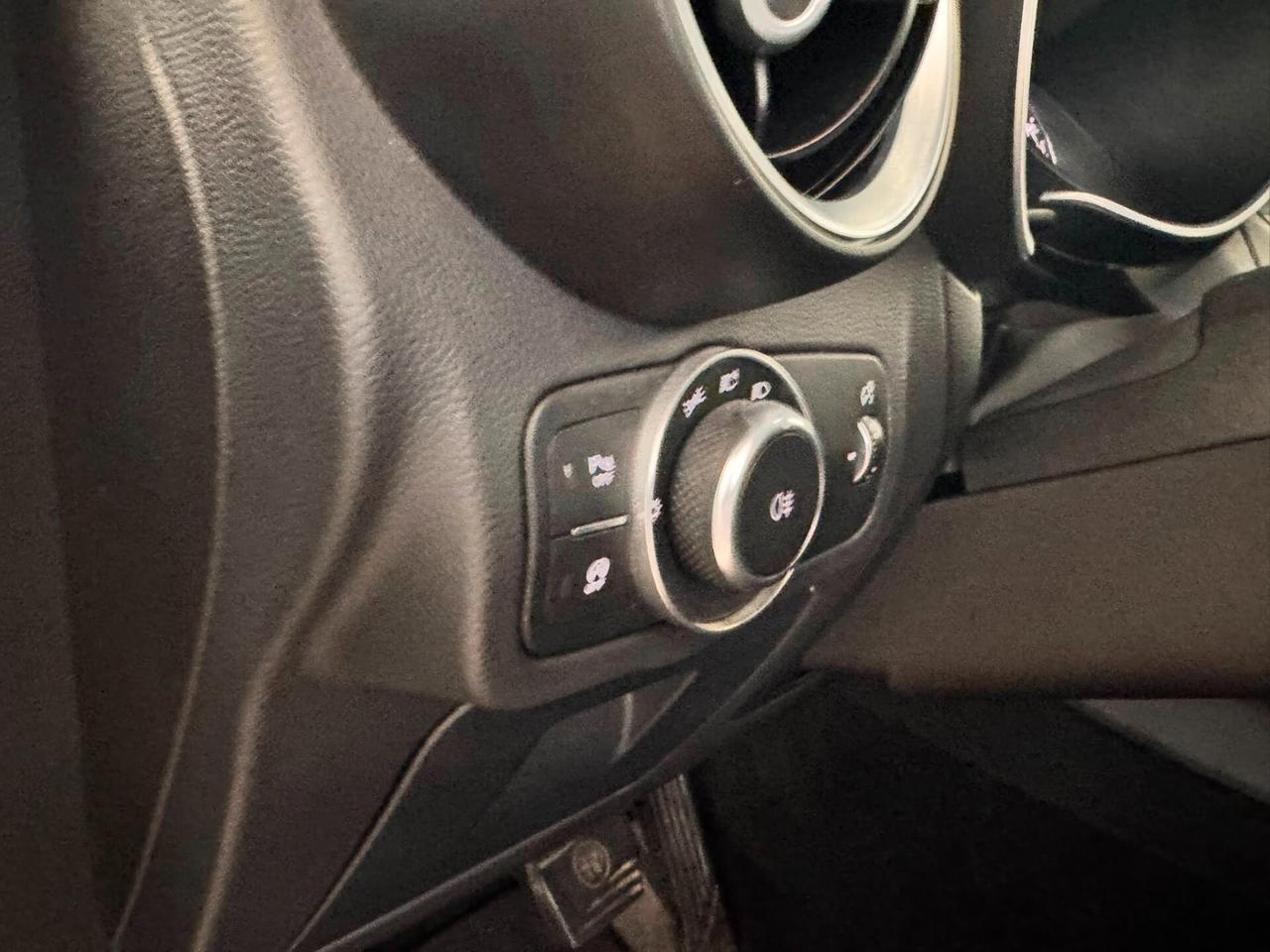 Alfa Romeo Stelvio 2.2 Turbodiesel 190 CV AT8 Q4 Business