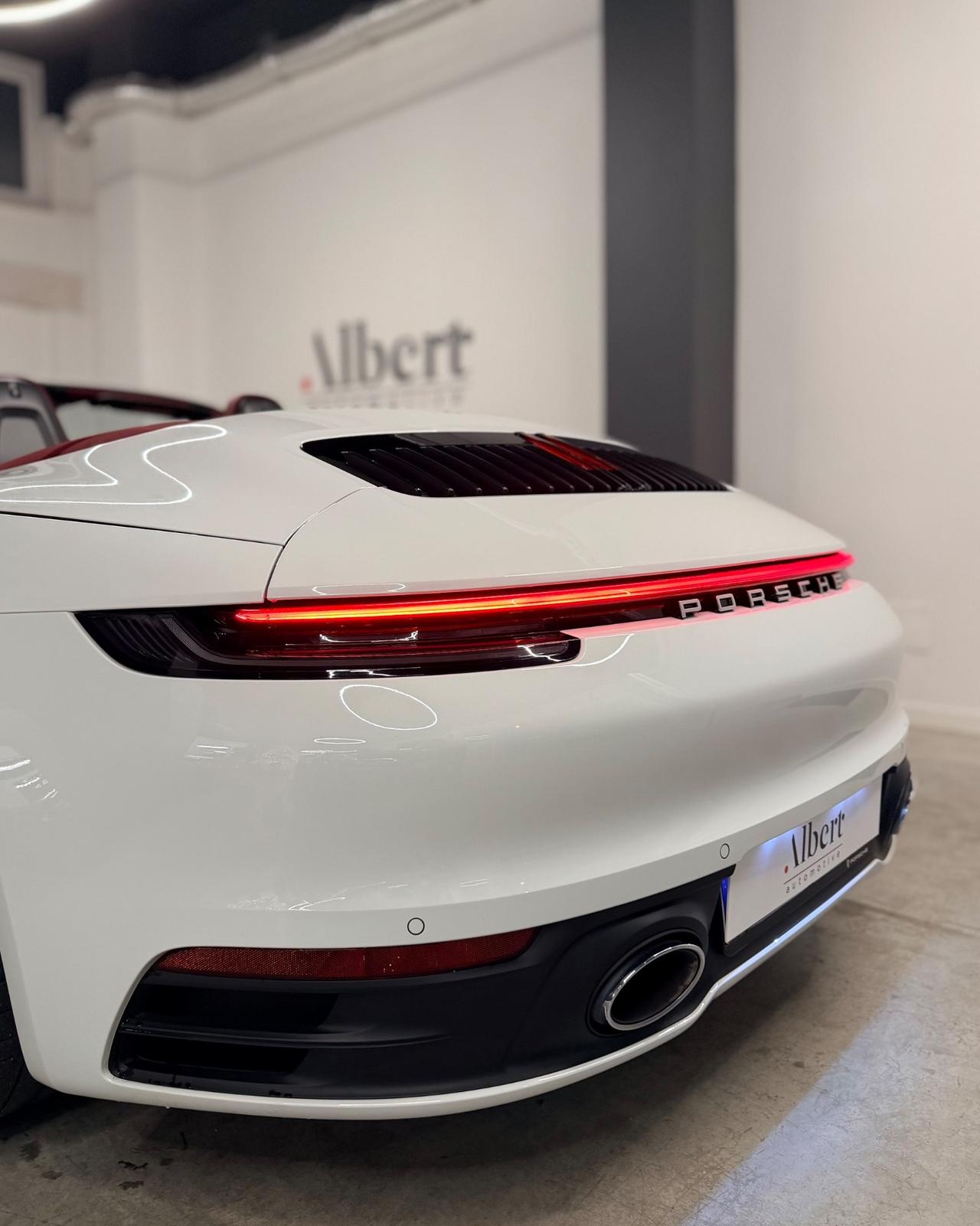 Porsche 911 Carrera Cabriolet