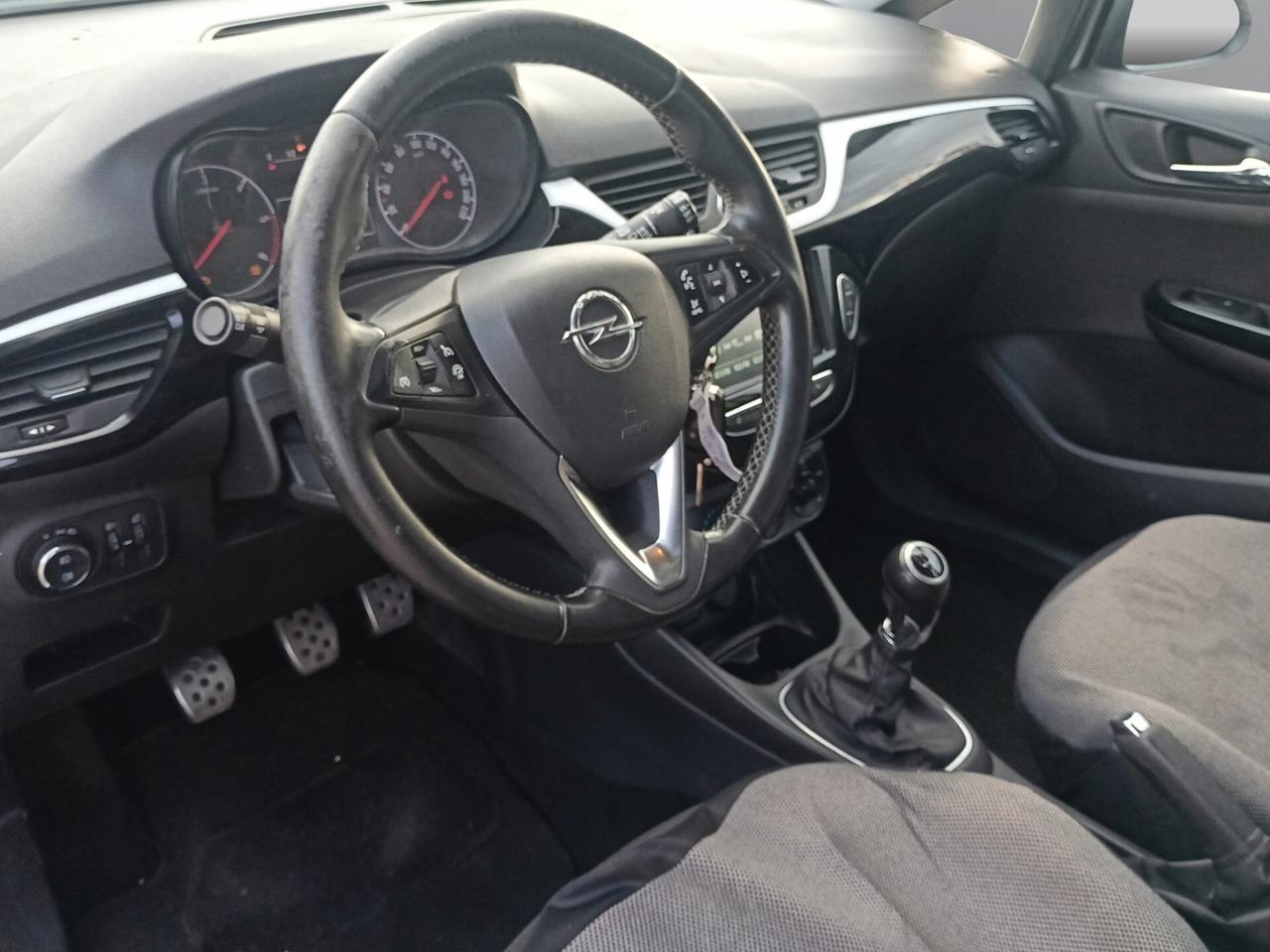 Opel Corsa 1.3 CDTI Coupé Black Edition