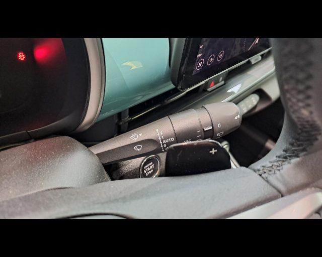 FIAT 600 1.2 hybrid 145cv auto