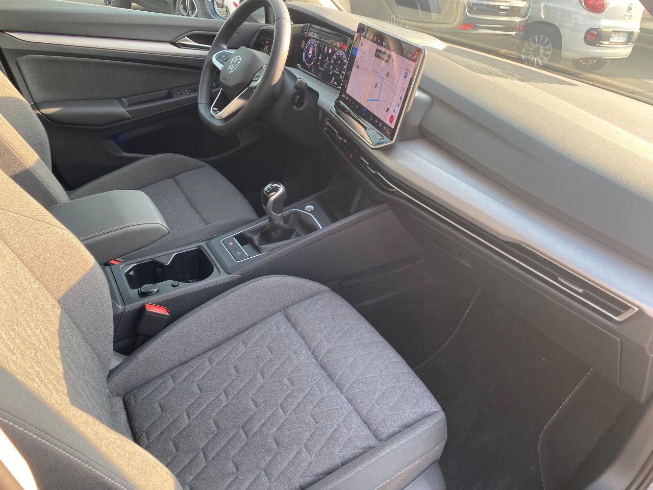 Volkswagen Golf 1.5 TSI 116 CV LIFE , HEAD-UP DISPLAY, WINTER PACK, FARI LED, CARPLAY