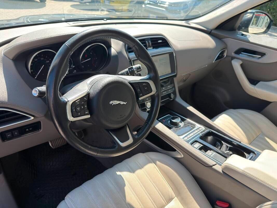 Jaguar F-Pace 2.0 D 240 CV AWD aut. Portfolio