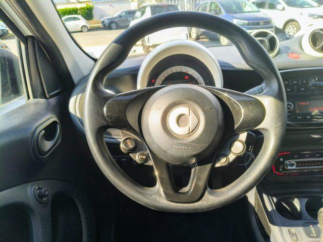 SMART ForFour 70 1.0 Twinamic Automatic Ok Neopatentati