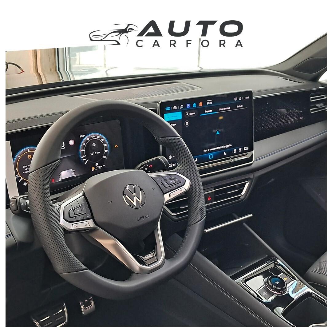 Volkswagen Tiguan 2.0 150cv DSG R-Line black pack |tetto+matrix+r19"|
