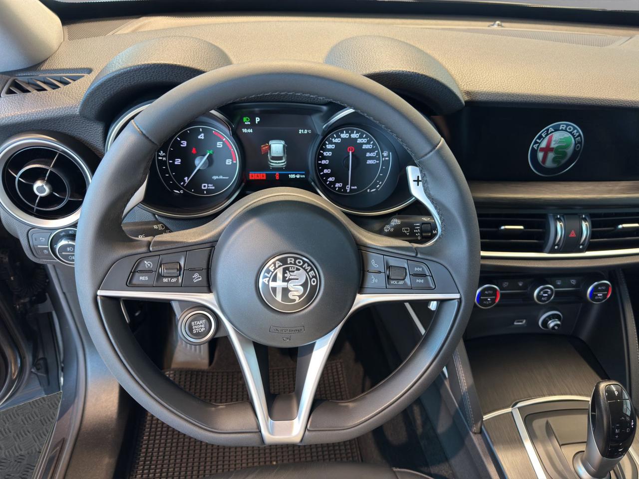 Alfa Romeo Stelvio 2.2 t Business rwd 180cv auto