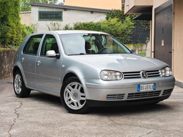 Volkswagen Golf 1.6 BENZINA 105cv 25years / Unipro