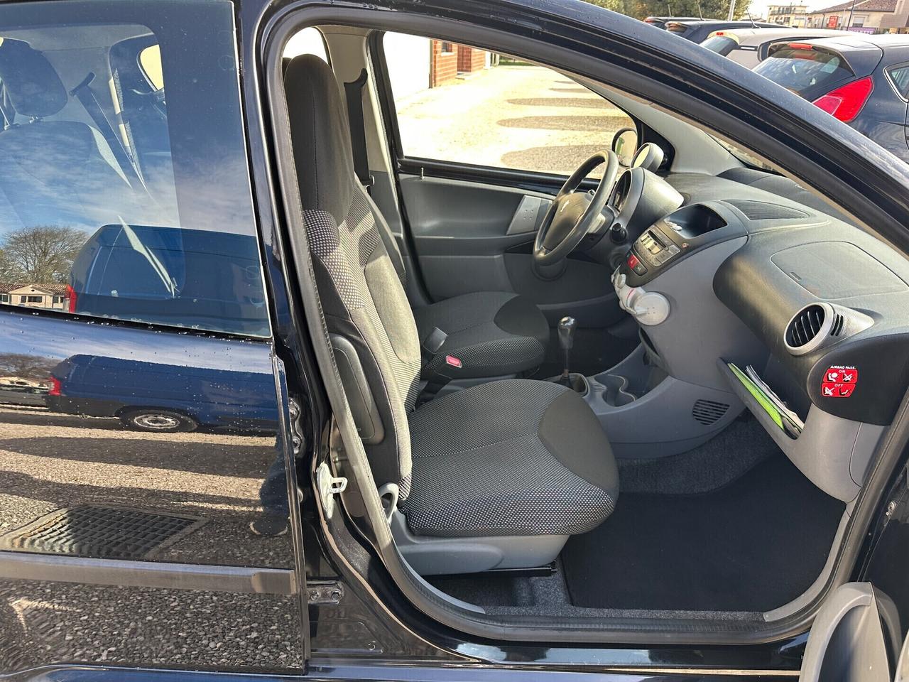 Peugeot 107 1.0 68CV 5p. Sweet Years