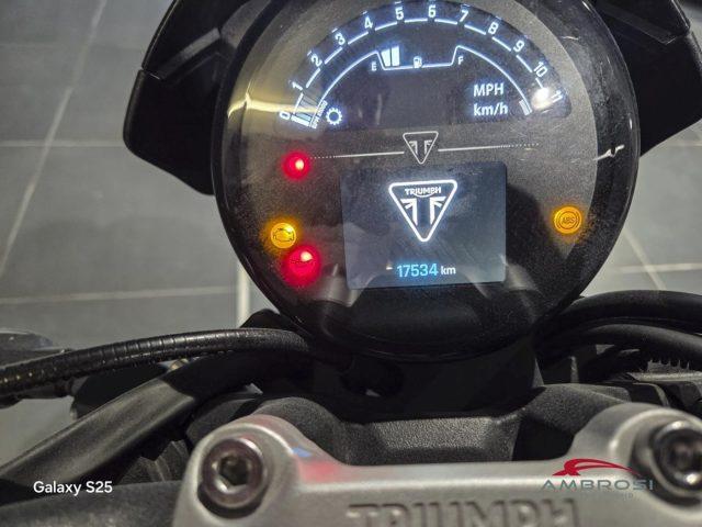 TRIUMPH Trident 660